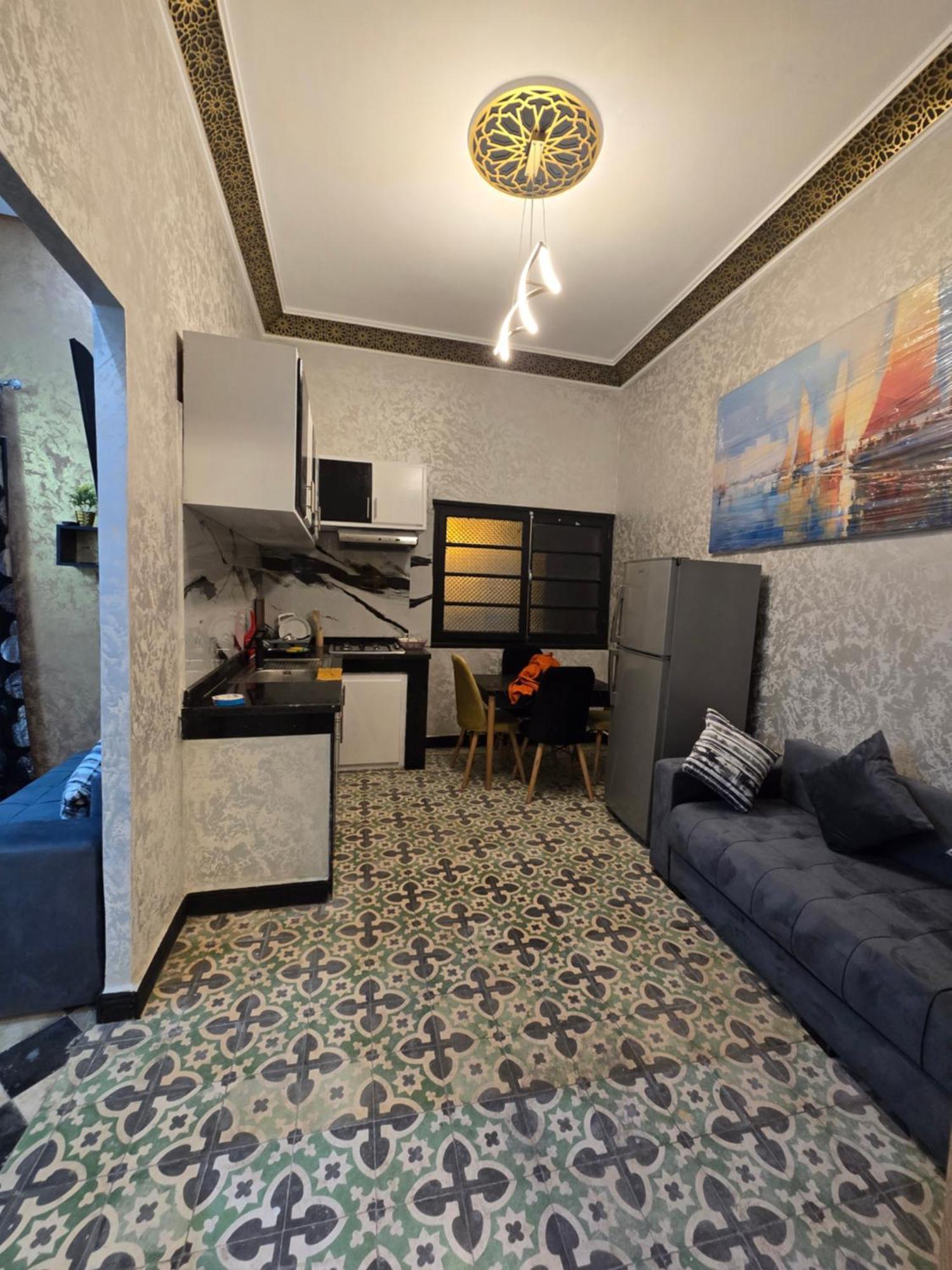 Centre Ville Plage, 1 Chambre Bedroom Pour Famille Ou Personnes Serieuses アル・ジャディーダ エクステリア 写真